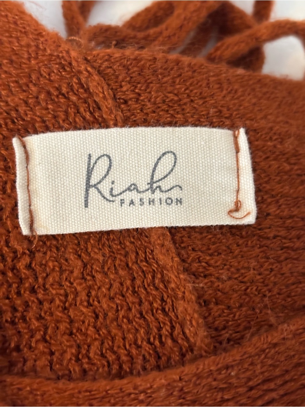 Sweater Subcategory - Picture 9 of 11